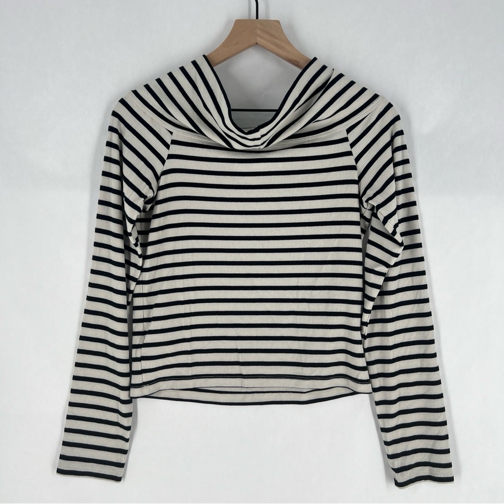 American Eagle Ribbed Black & White Striped Off-Shoulder Long Sleeve Crop Top L - Picture 8 of 12